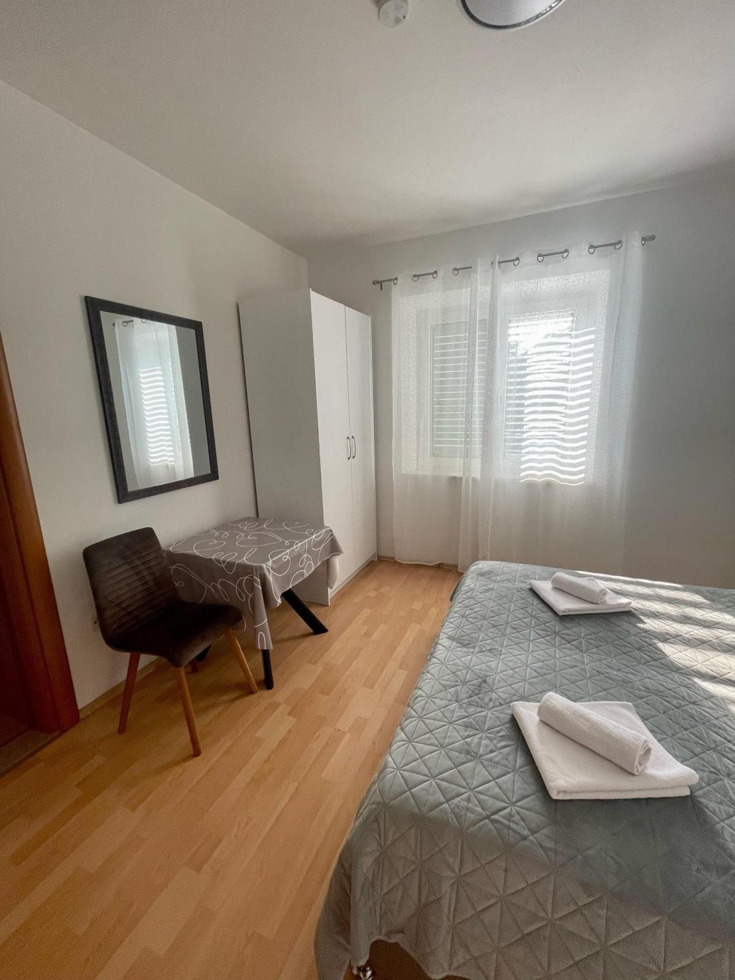 מליני Apartments Marnic מראה חיצוני תמונה