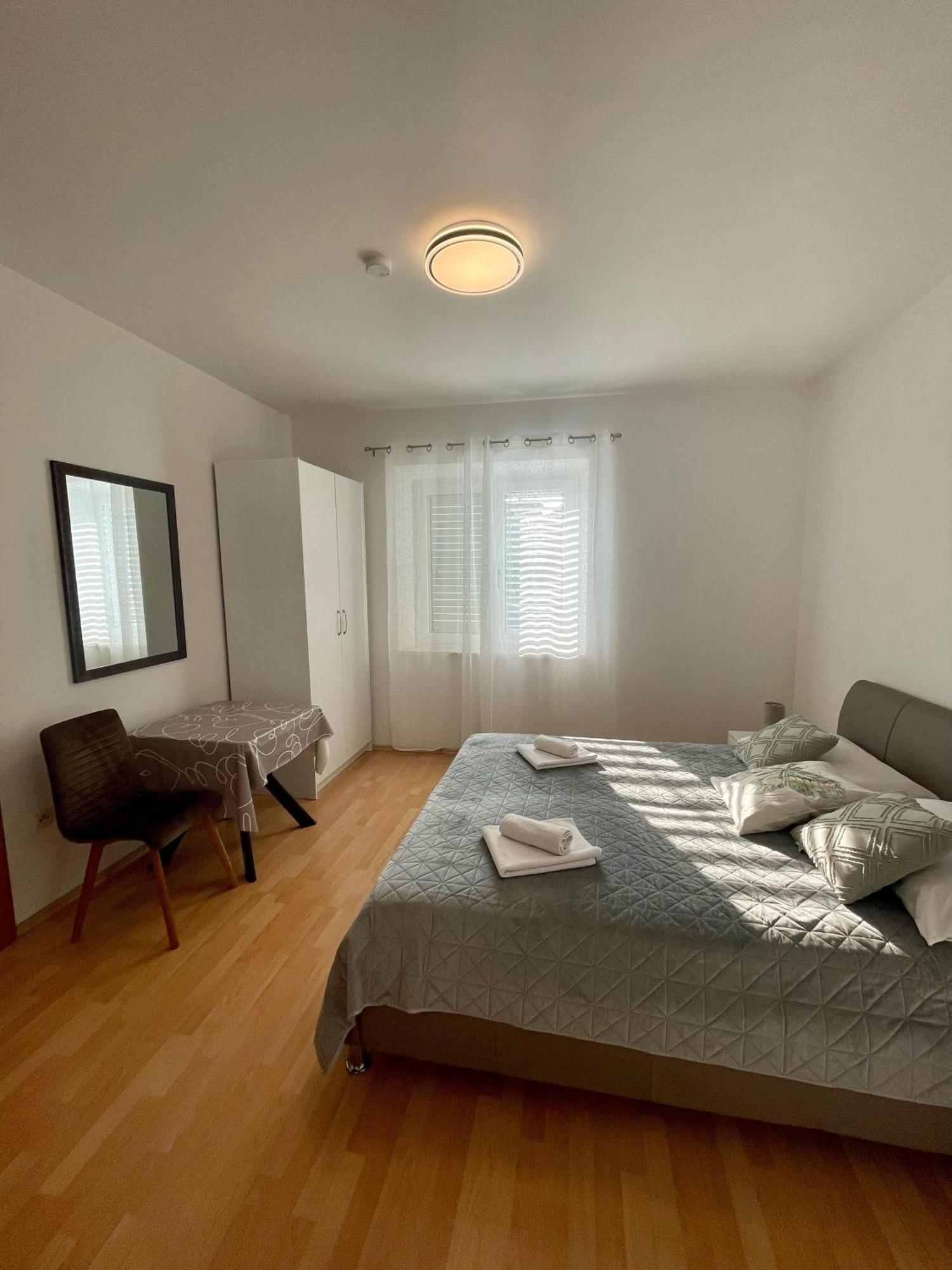 מליני Apartments Marnic מראה חיצוני תמונה