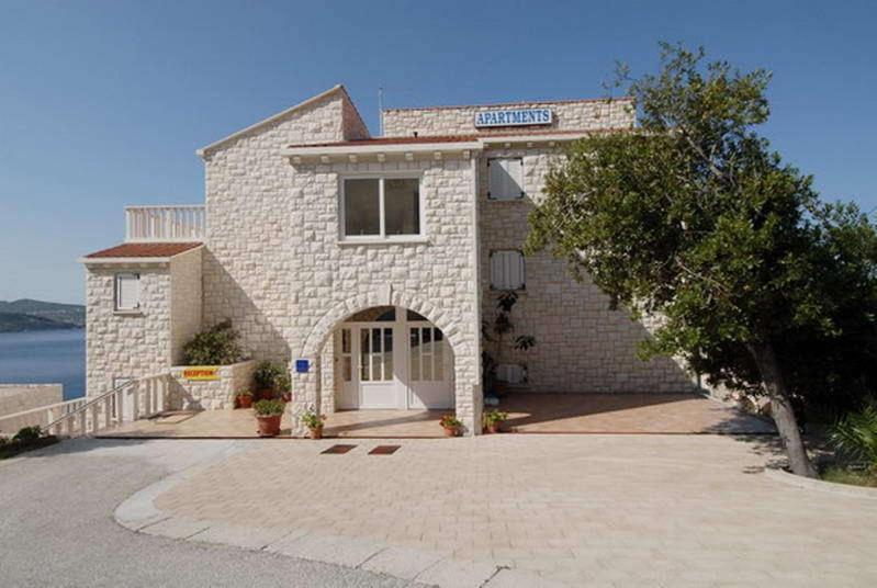 מליני Apartments Marnic מראה חיצוני תמונה